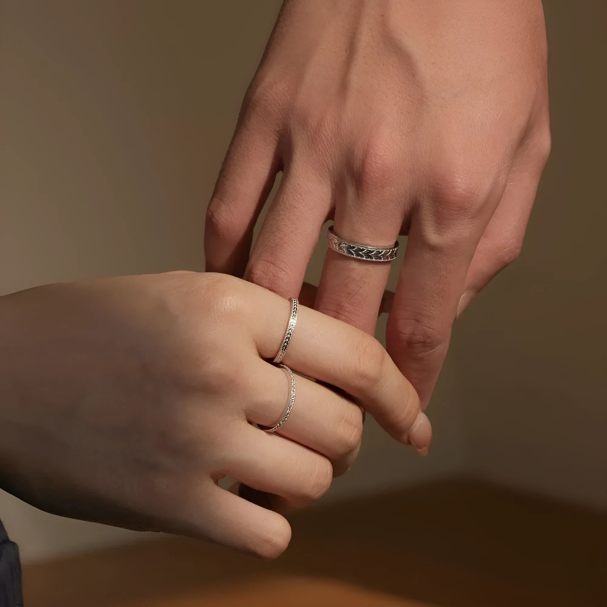 Sterling silver ring with electroplated platinum finish, geometry shape, round element, unisex size option.