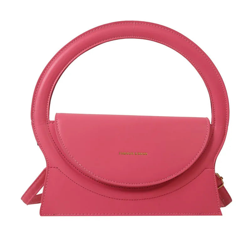Street style horizontal messenger bag in PU material with sandwich pocket and stitching details