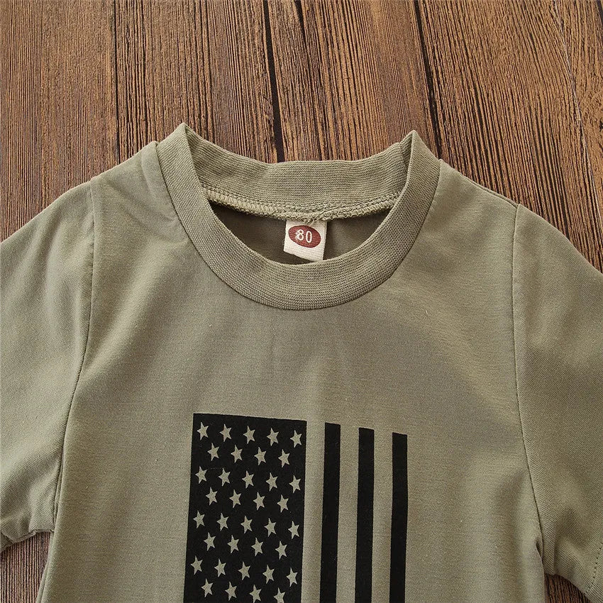 Little boys camouflage pattern two-piece suit set with short sleeve shirt and trousers