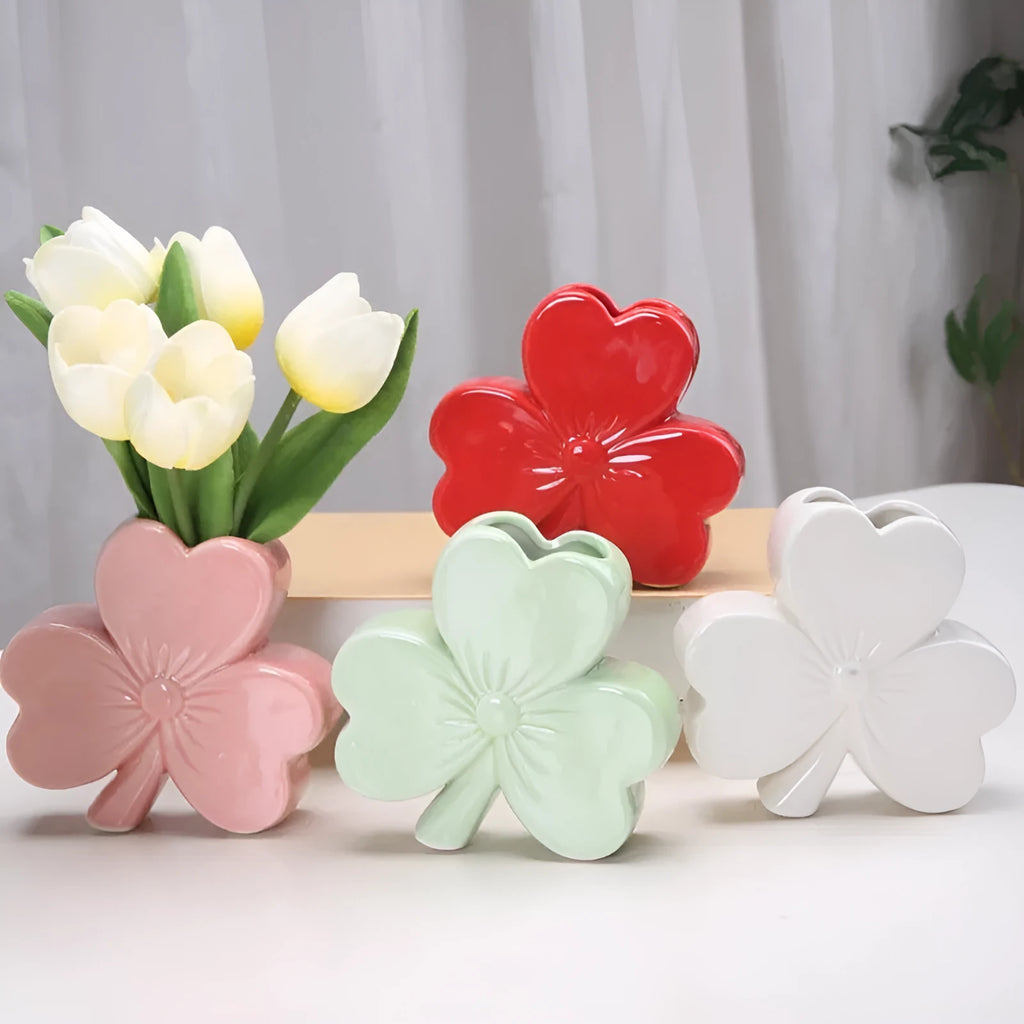 European style ceramic desktop vase in white porcelain with 15cm diameter dimensions