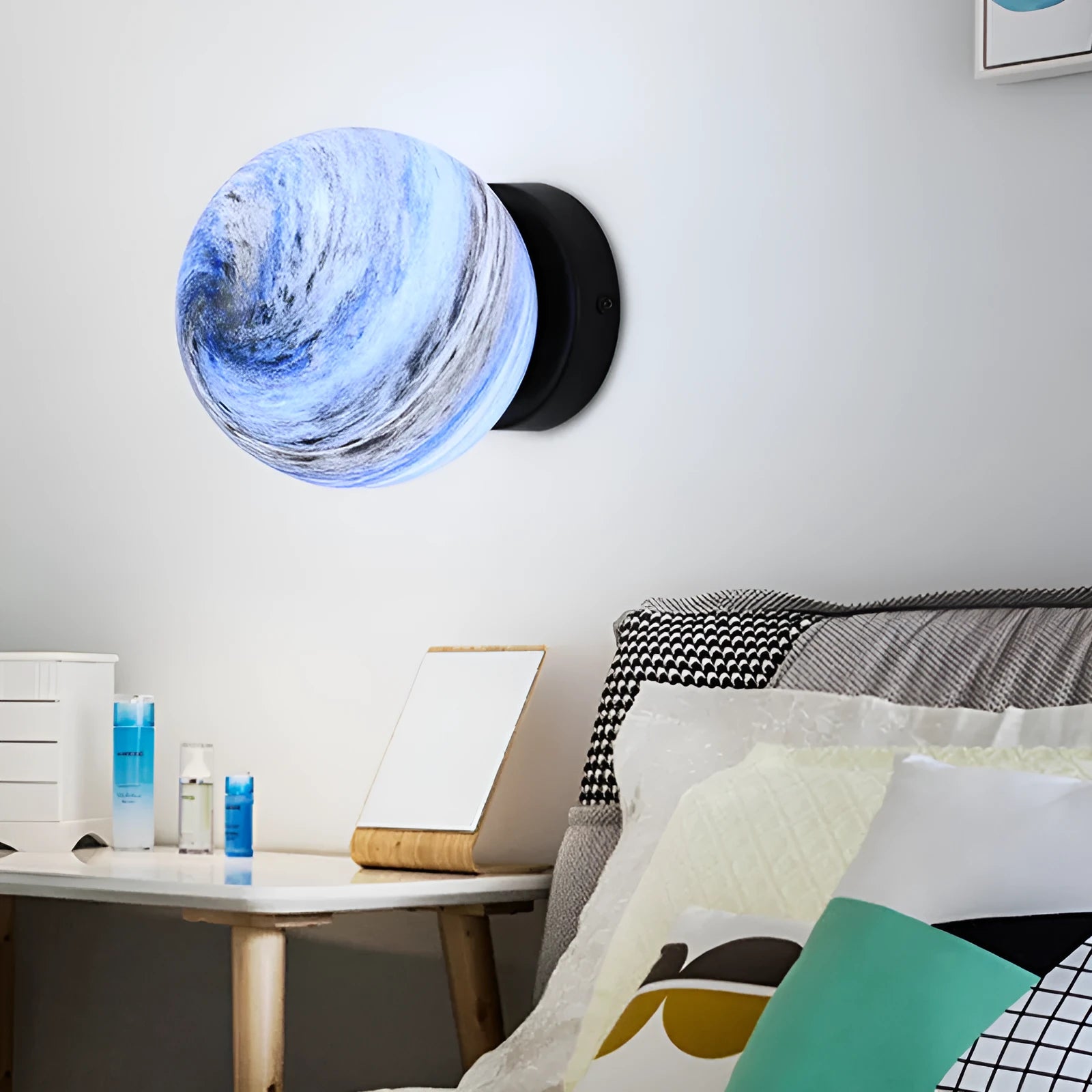 Planet Aisle simple wrought iron and glass bedside lamp with E27 lamp holder