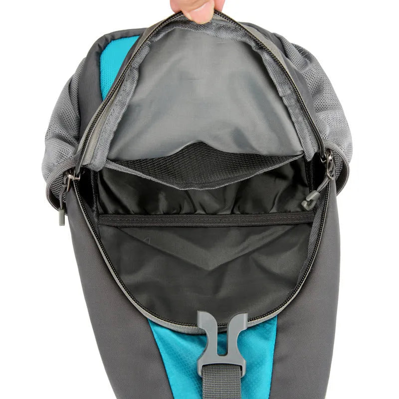 Nylon canvas crossbody chest bag in street style with contrast colour elements