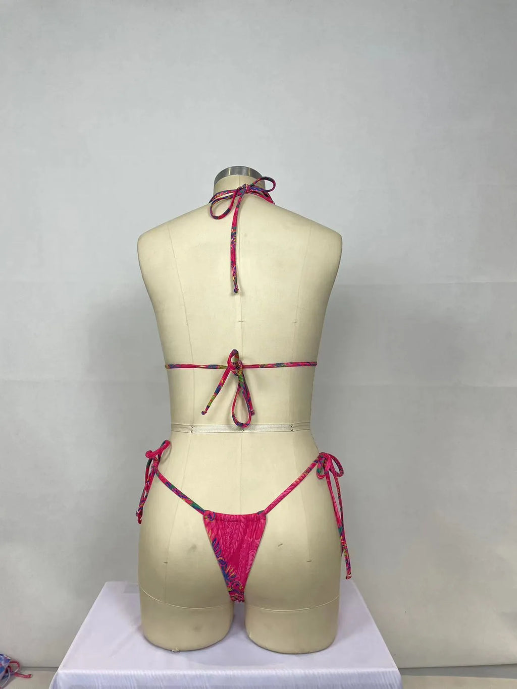 Pink printed women's bikini two-piece set with briefs bottom for swimming
