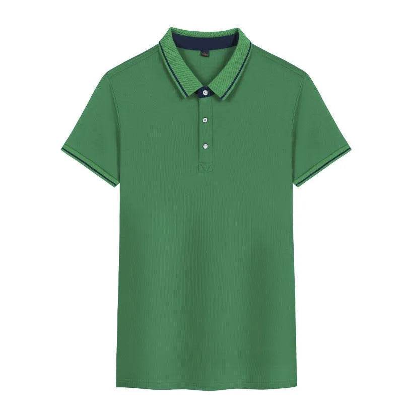 Man wearing a loose-fit quick-drying polo shirt in a solid colour with short sleeves and asymmetric detail.