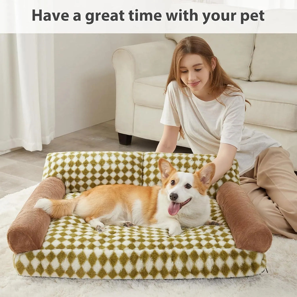 Checkered pet couch bed for cats and small dogs with a non-slip bottom, shown in three available sizes.