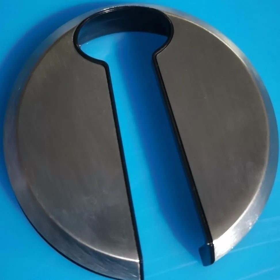 Stainless steel wine bottle opener tool with integrated foil cutter for kitchen use