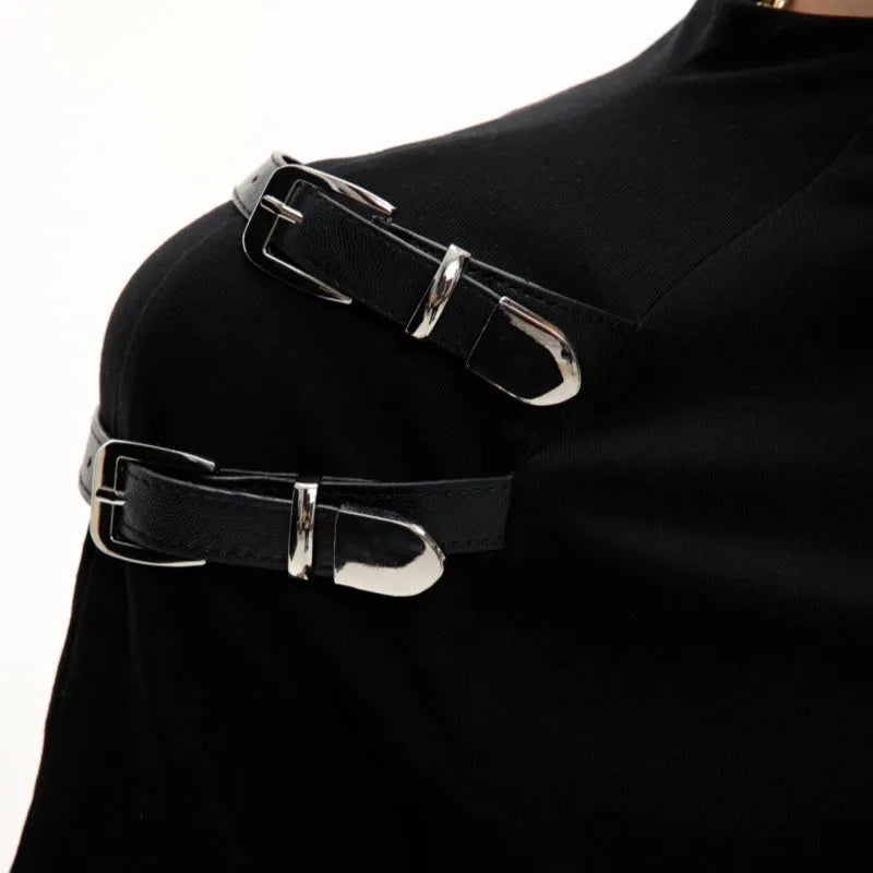 Cotton men's slim fit T-shirt with metal belt design on stand-up collar in white and black colours