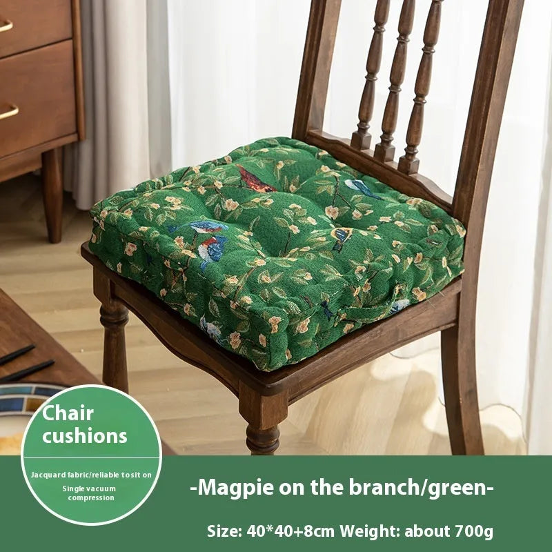 American style dining chair seat cushion with floral pattern, 40x40x8cm dimensions with thick padding