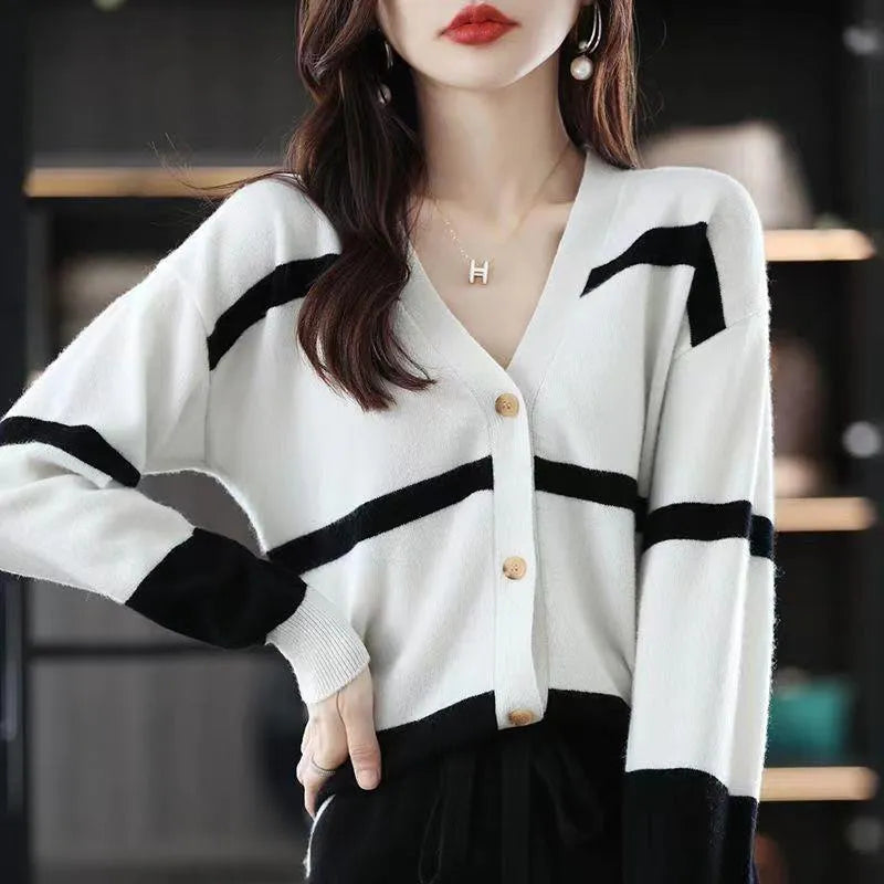 Women's slim fit striped knitted cardigan with 3D pattern and V-neck in multiple colour options