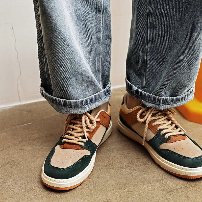 Men's casual lace-up board shoes in khaki green with round toe and flat heel