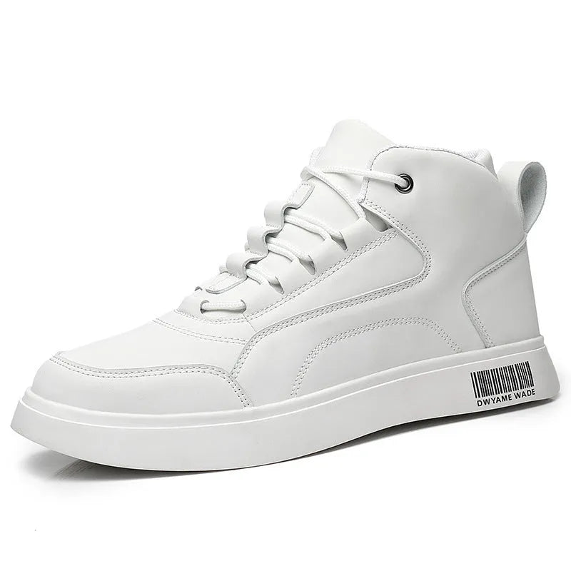 Men's white mid-top casual board shoes with rubber soles and lace-up design.