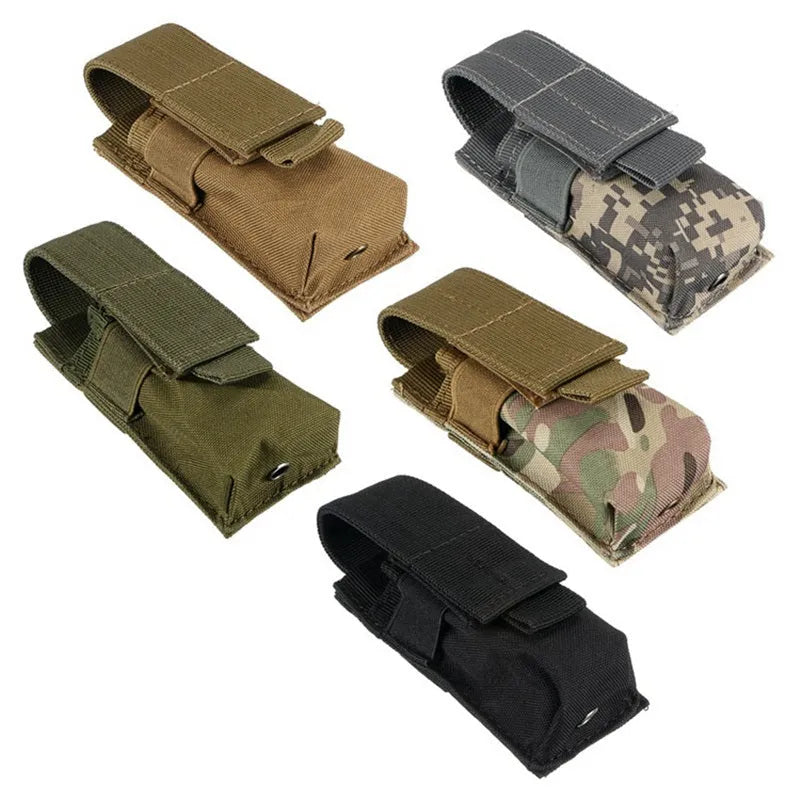 Tactical waist bag with Molle straps for pistol cartridges and flashlights in camouflage pattern