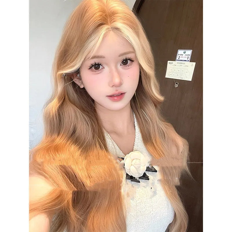 One-word lace long curly wig in American highlight gold colour with high-temperature fibre hair