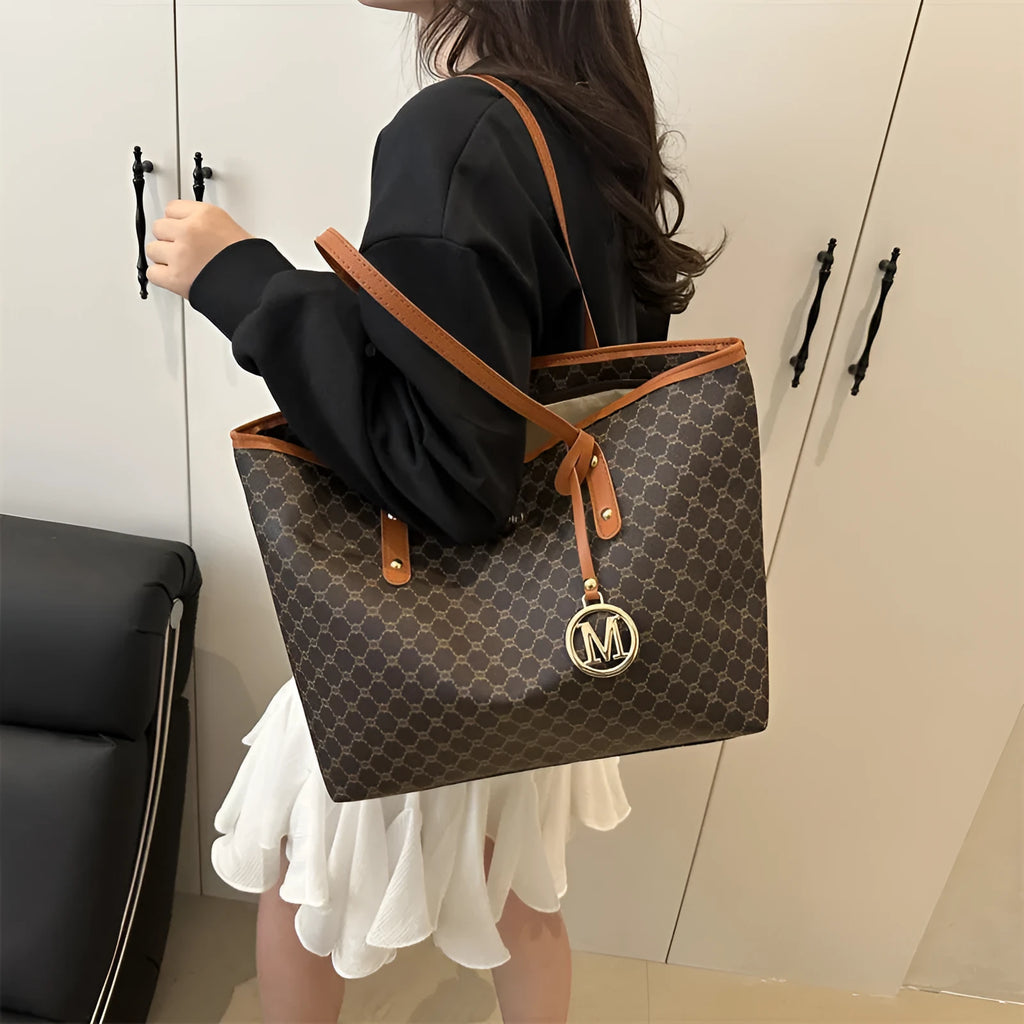PU material shoulder bag in street-trend style with sewing thread detail, shown in black.
