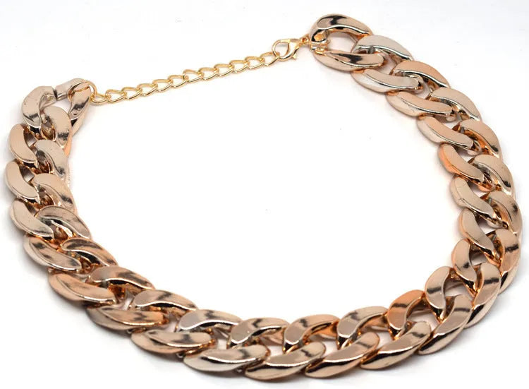 Adjustable dog chain collar in gold or white with twisted piece design for small and medium pets.