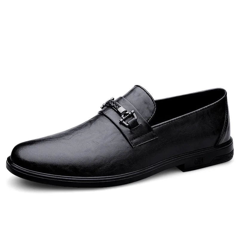Gentleman formal wear low-top slip-on cowhide shoes for men in black, round toe, chunky heel, stitching detail