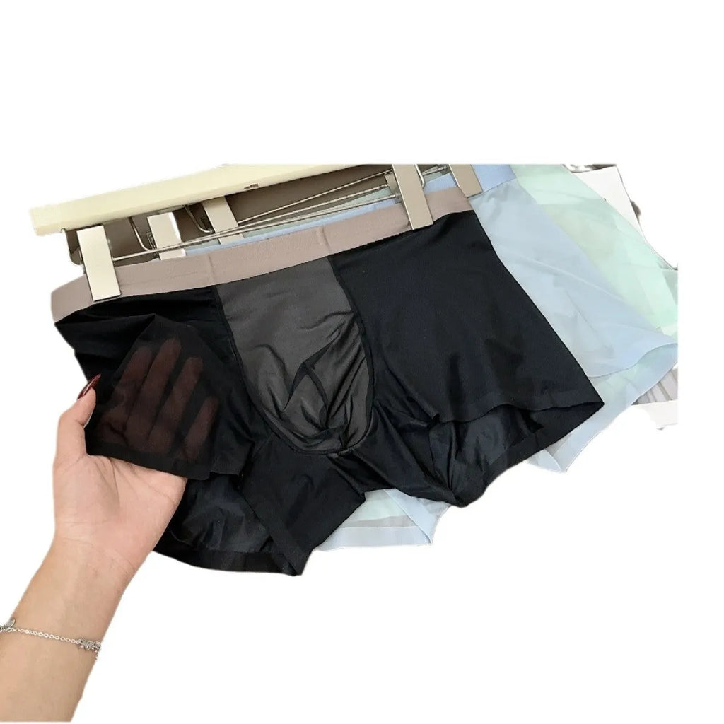 Seamless men's boxers with honeycomb crotch design in ultra-thin nylon fabric