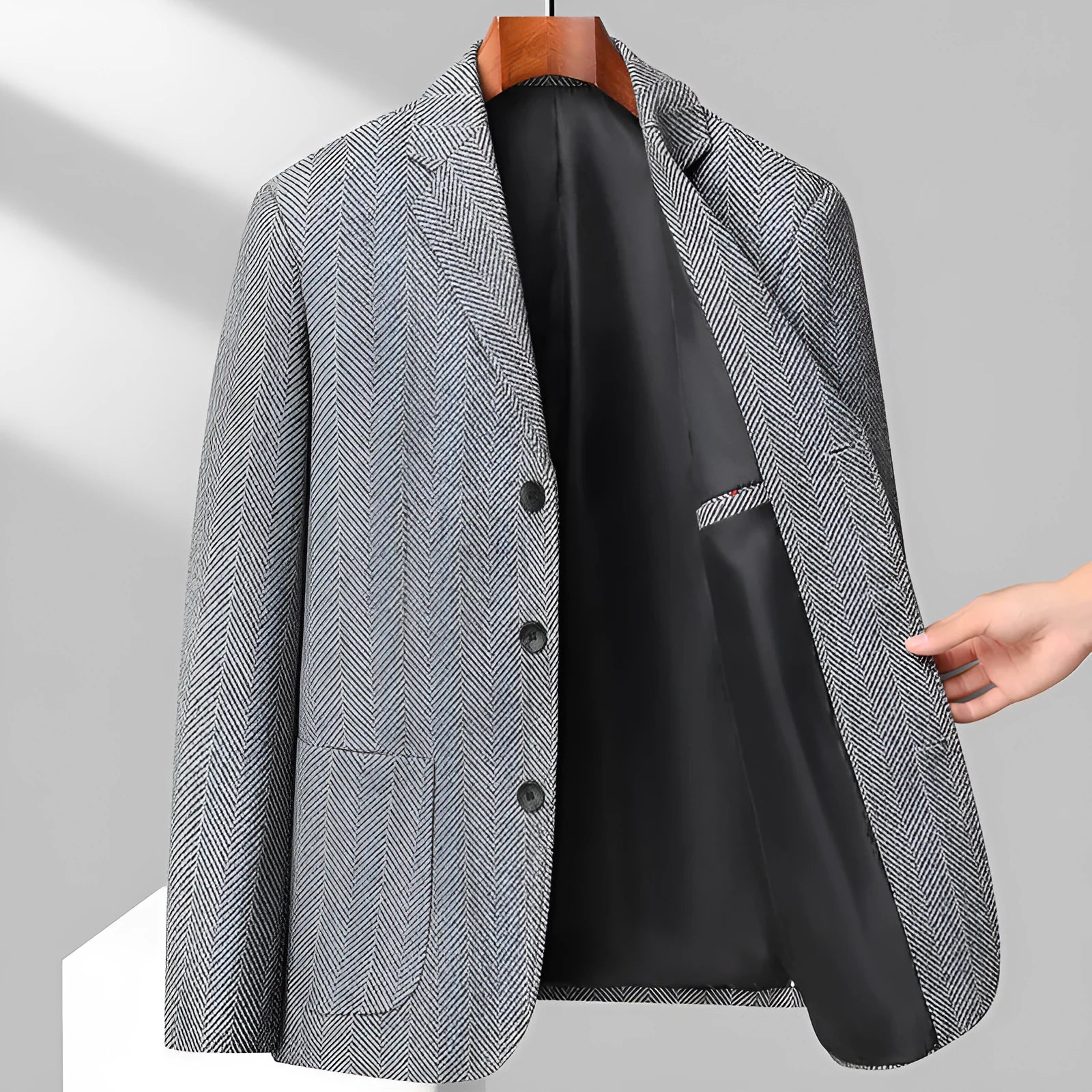 Men's loose fit solid colour woolen coat for casual spring and autumn wear