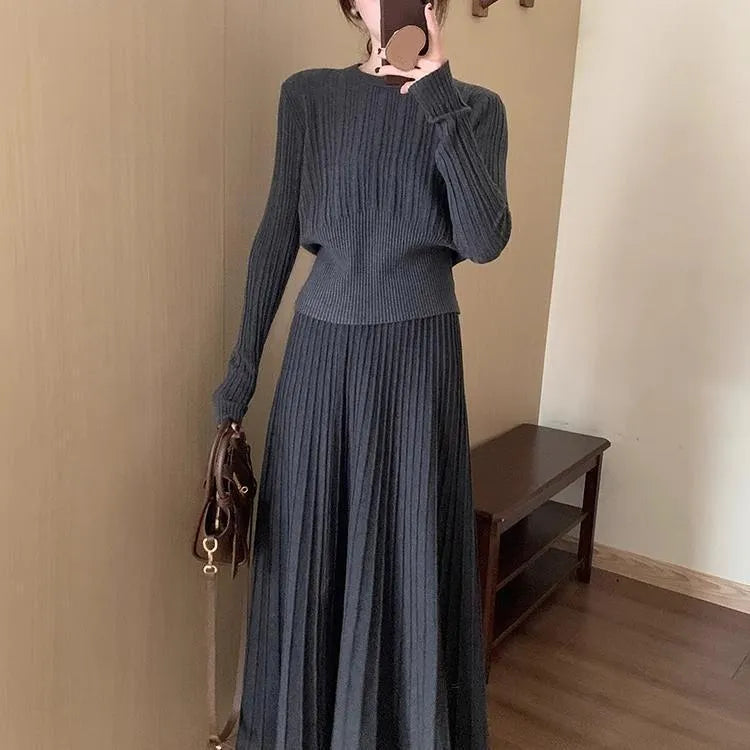 Dark grey knitted long dress suit with three-dimensional pattern and matching skirt, artistic retro ethnic style.