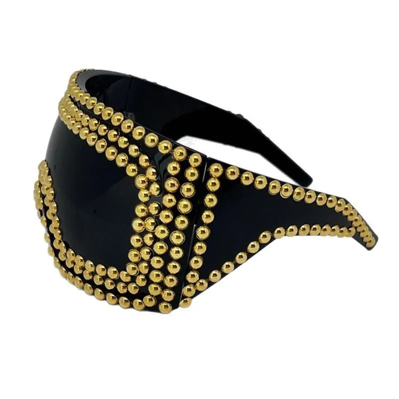 Men's punk sunglasses with large square rims in gold or silver colour.