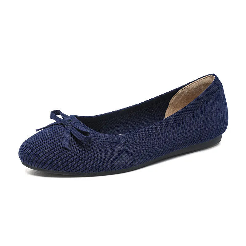 Women's round toe flat pumps in butterfly print with shallow mouth slip-on design