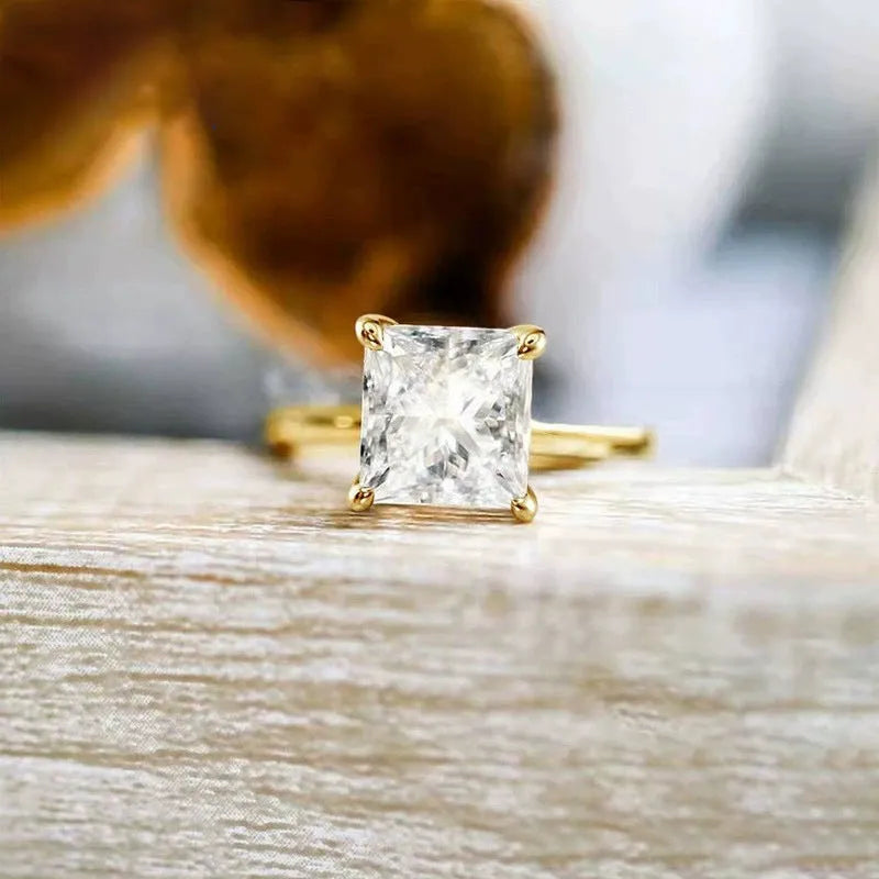Geometric 925 silver ring with round zirconium centre in silver, gold, and rose gold colour options