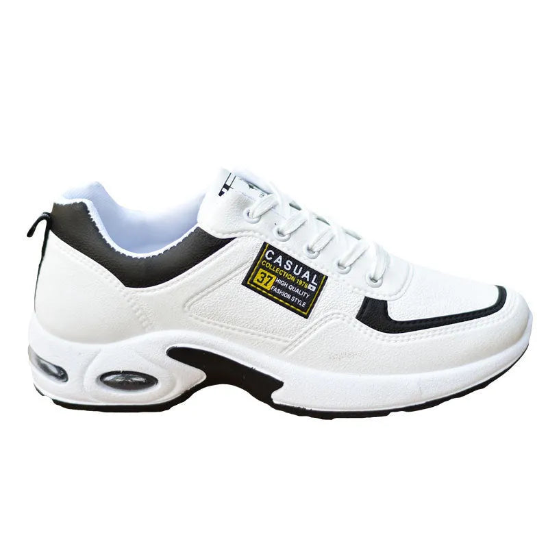 Men's waterproof leather casual running shoes in black with vulcanised rubber sole and lace-up closure