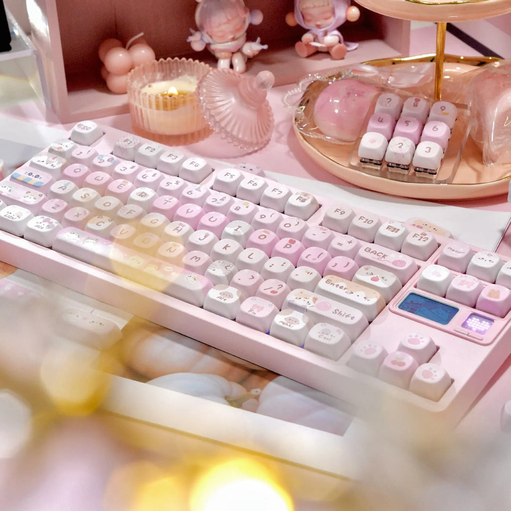 Pink cartoon anime design keycaps with full five-sided sublimation printing for mechanical keyboards