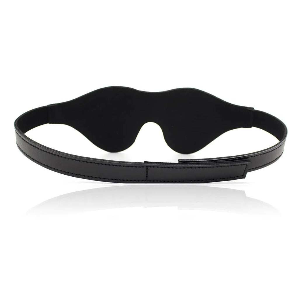 Three-dimensional leather eye mask with Velcro fastening in five colour options