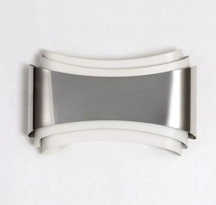 Modern rectangular LED wall lamp with matte finish and warm white light