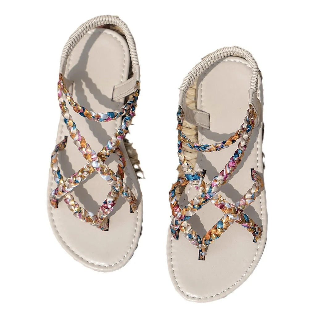 European and American style flat sandals in white with colour-matching pattern and elastic band