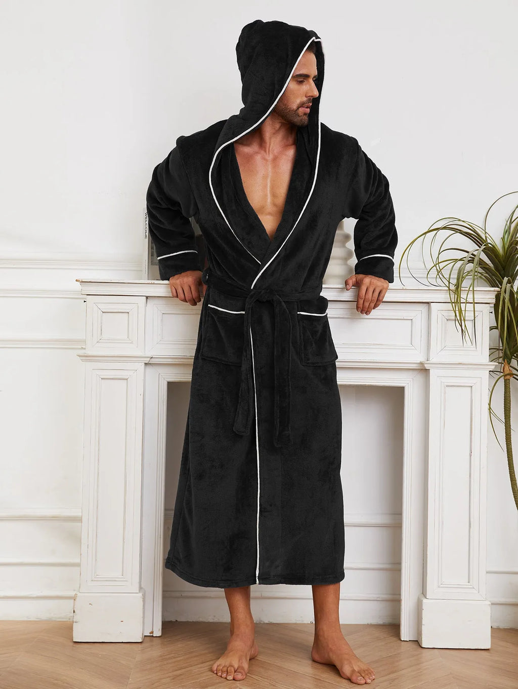 Men's flannel bathrobe in light grey, polyester fibre construction for winter and autumn wear