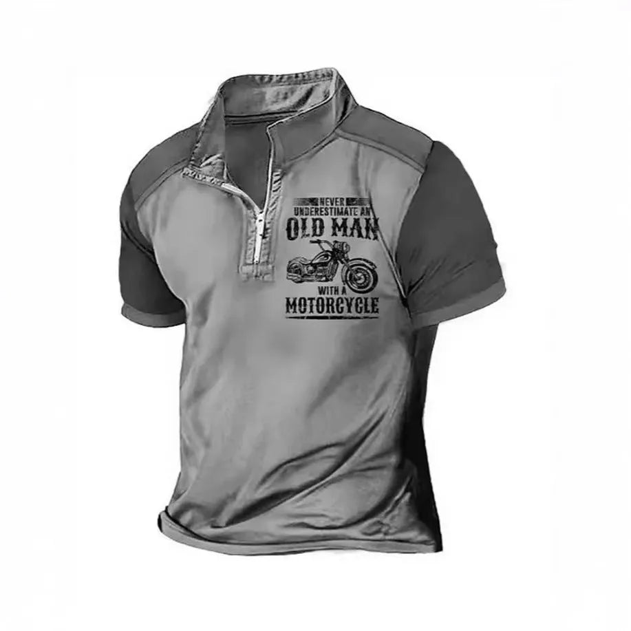 Men's lapel collar polo shirt with digital letter print on the sleeve in a regular fit.
