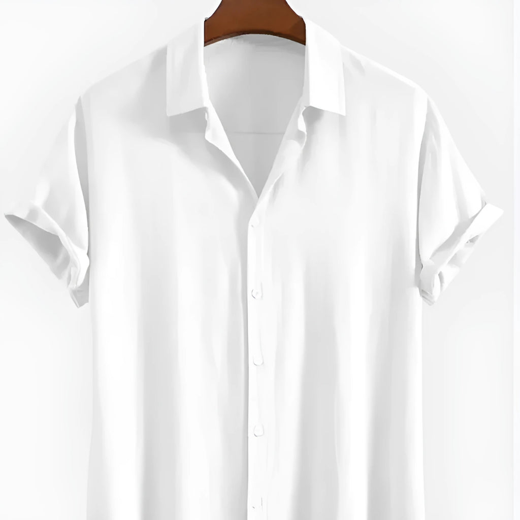 Man wearing a loose, short-sleeve cardigan in a solid colour, suitable for casual summer wear.