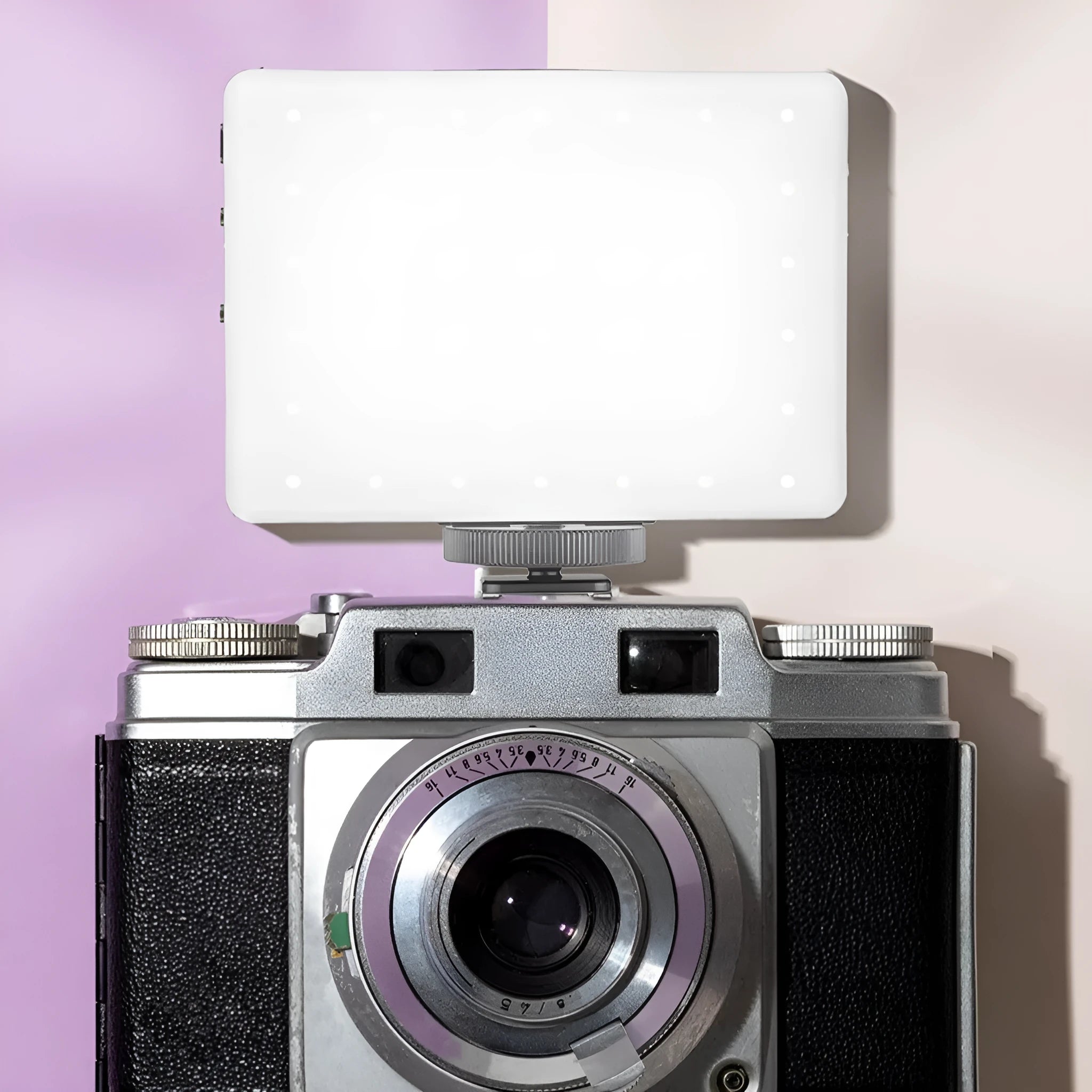 VL-60BI VL-68BI portable LED fill light clip mounted on mobile phone for photography