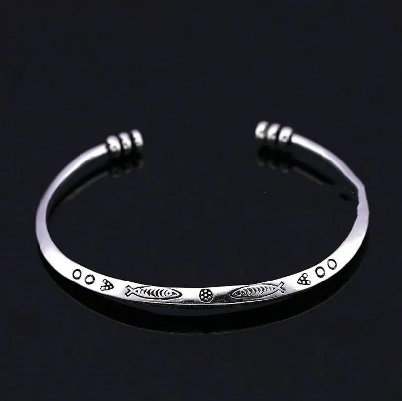 Women's silver electroplated Chinese retro fish design opening adjustable bracelet