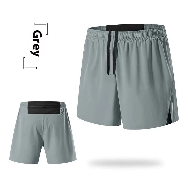 Men's high-waist loose-fit off-road running shorts in quick-dry fabric.