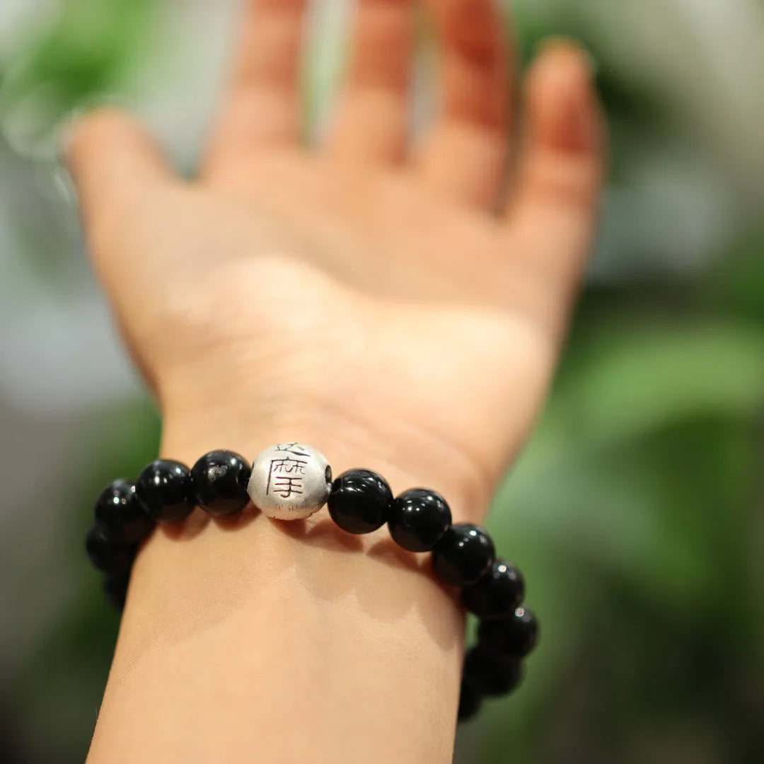 Handmade black agate and sterling silver bracelet with 10mm beads and Chinese style.
