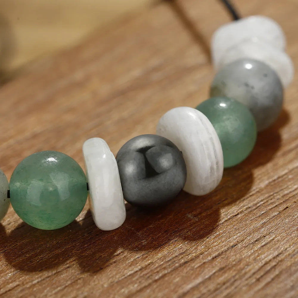 Geometric stone beaded bracelet in colour 3906 with manual craftsmanship