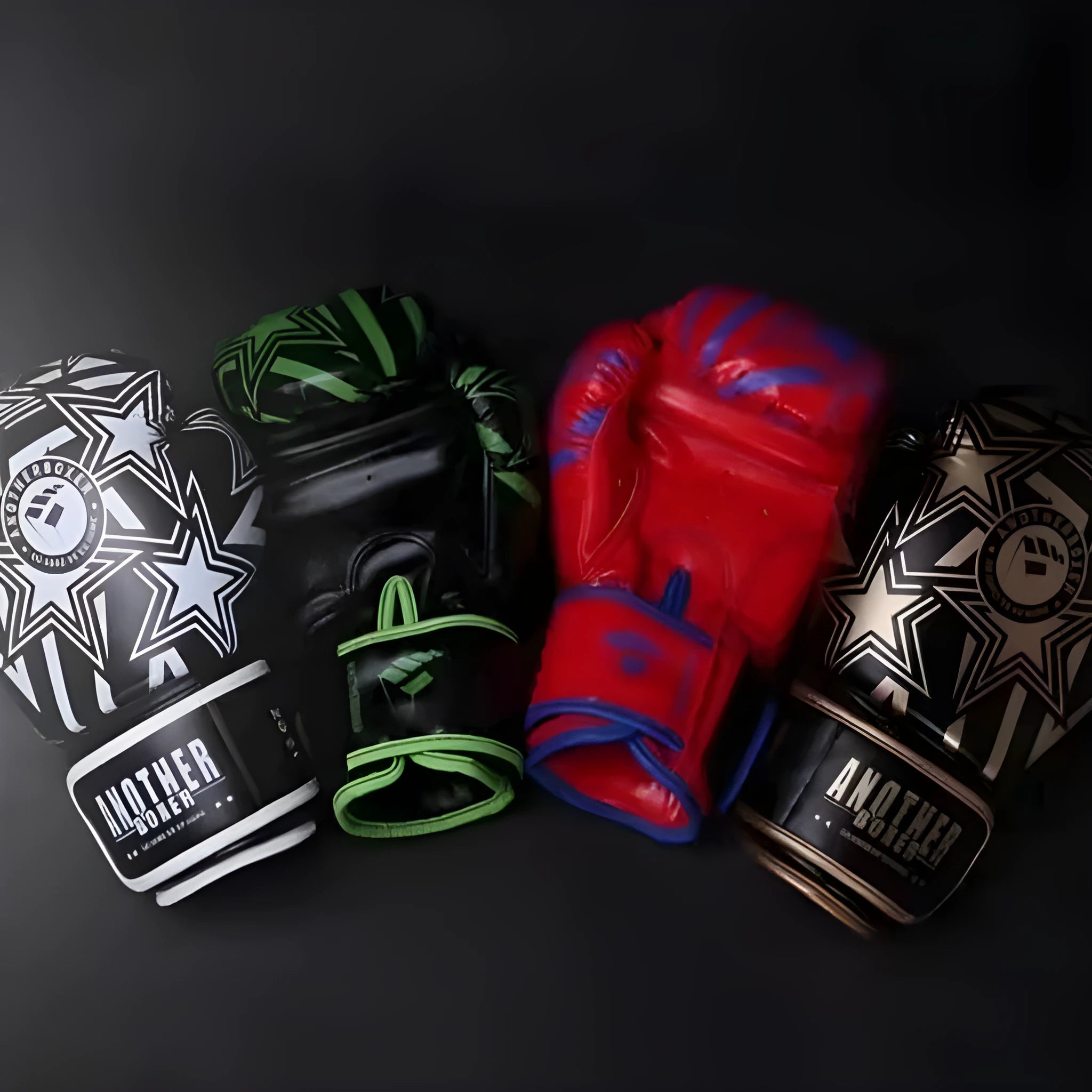 Professional children's boxing Sanda gloves in various colours and sizes for martial arts training