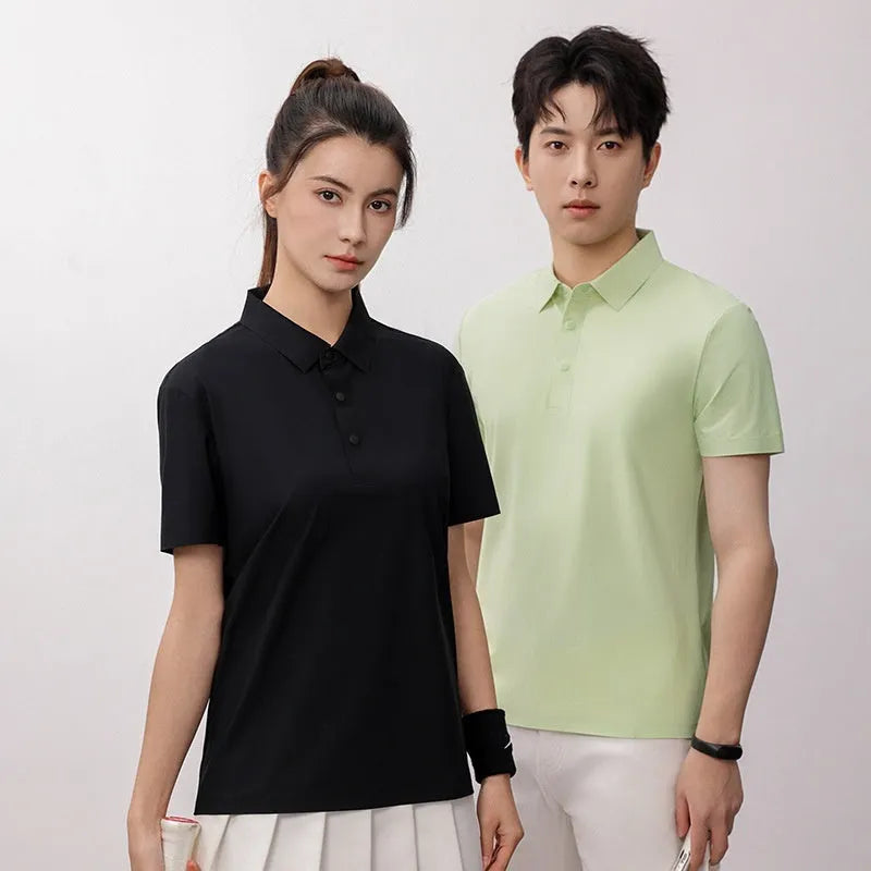 Men's solid colour short sleeve polo shirt in a loose fit for summer sports and leisure.