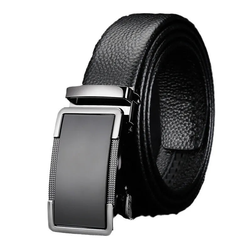 Men's gun black leather belt with a silver automatic comfort click buckle fastened.
