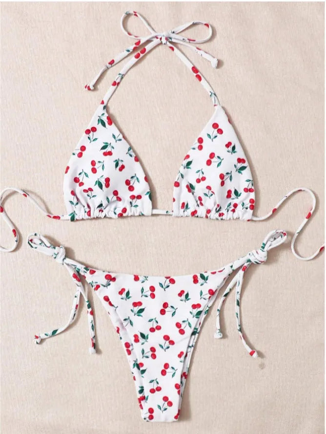 Holiday split halter bikini swimwear set in solid colour with briefs style and backless design