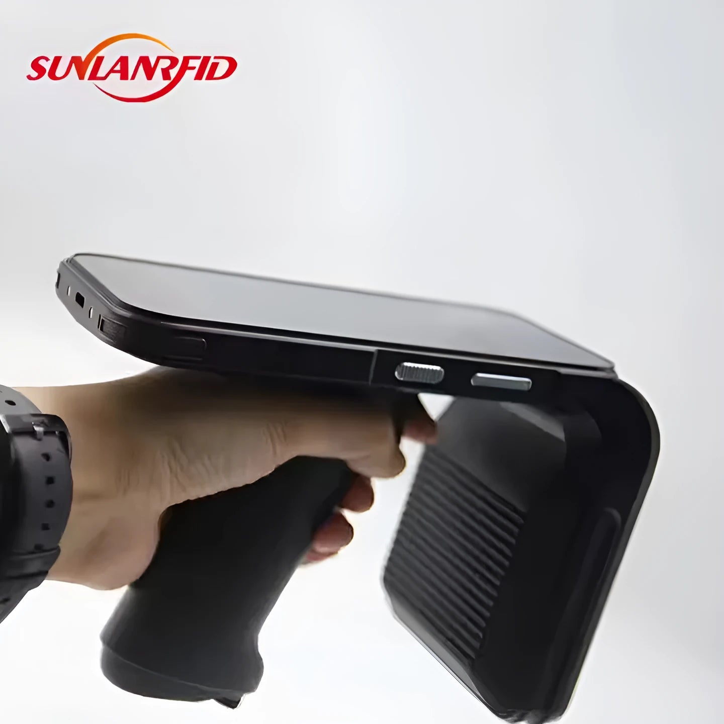SLP-05 handheld Android UHF RFID reader with integrated scanner and display.