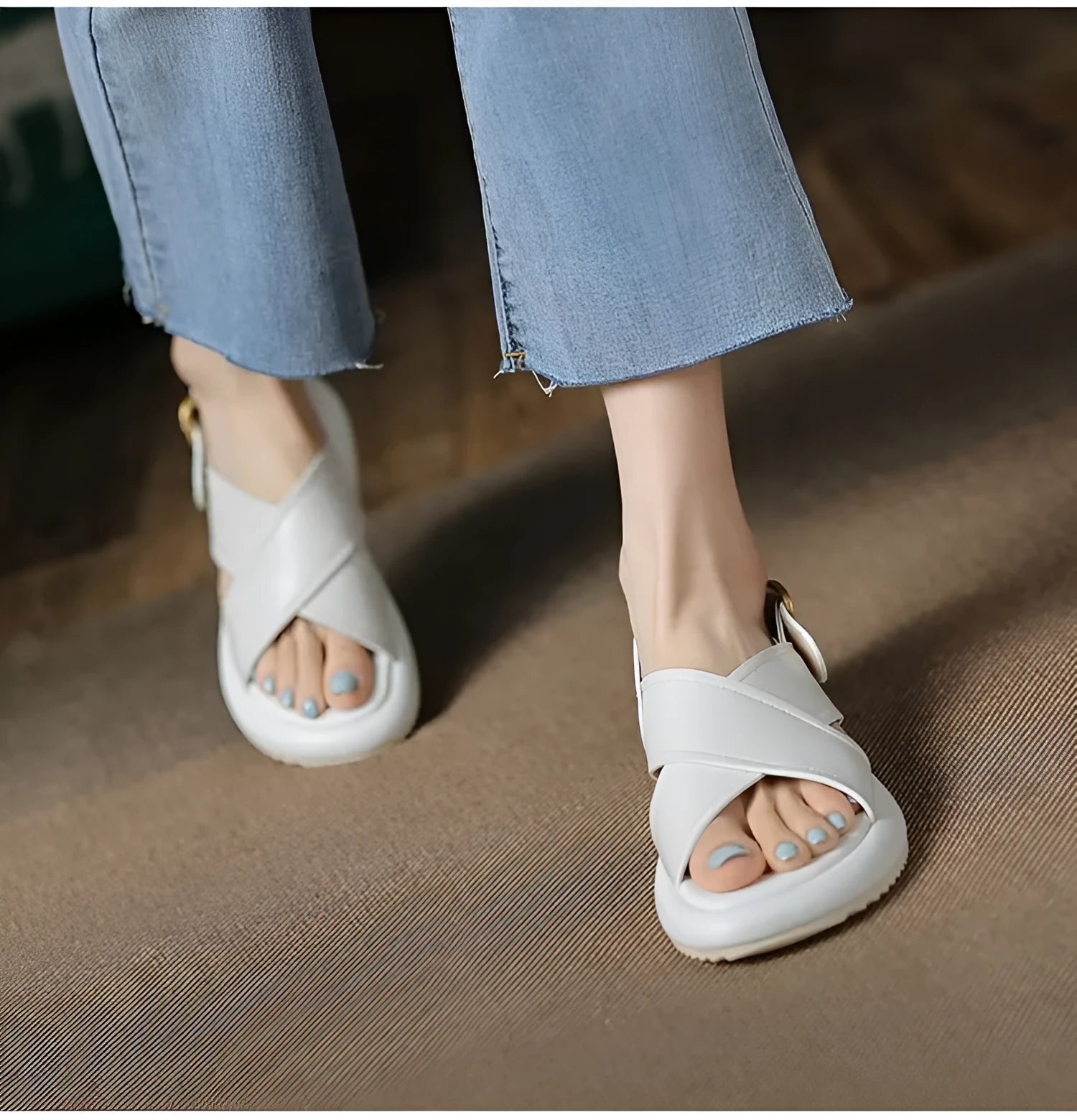 Women's flat non-slip cross Roman sandals in white with a microfiber upper and polyurethane sole