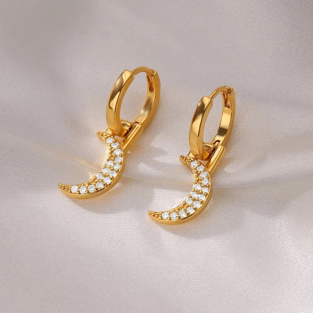 Geometric butterfly and heart-shaped women's earrings in copper with diamond treatment, multiple colours.
