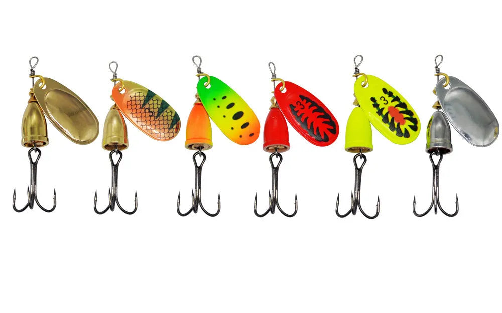 R-type metal fishing lure with rotating sequins and copper bell in seven colour options including yellow green, gold mesh, red, and rose gold