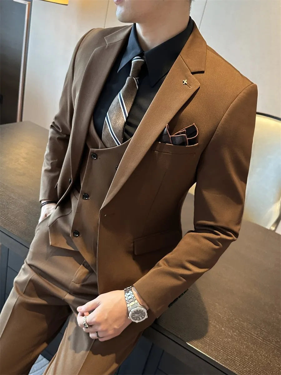 Men's slim fit business formal wear jacket in dark green, made from chemical fibre blended fabric.