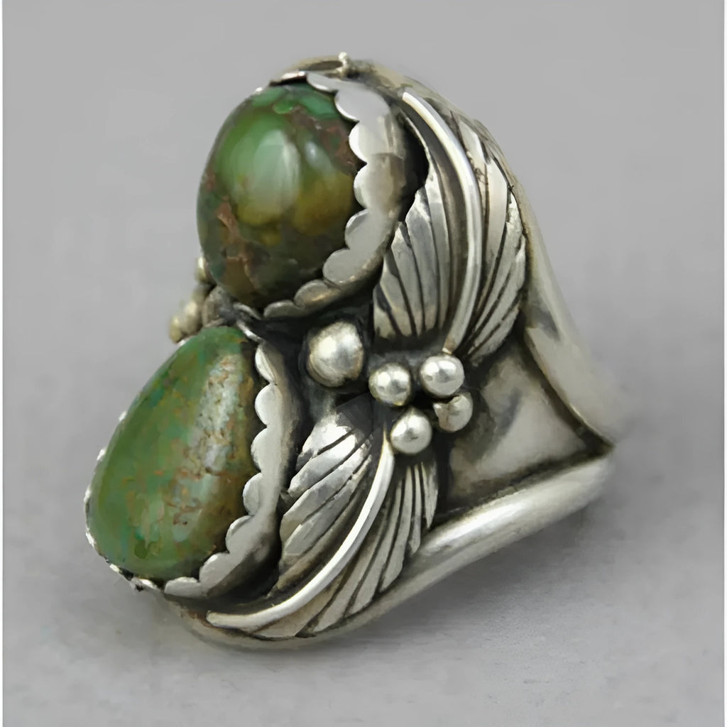 Women's geometric turquoise ring with retro inlaid design on hand