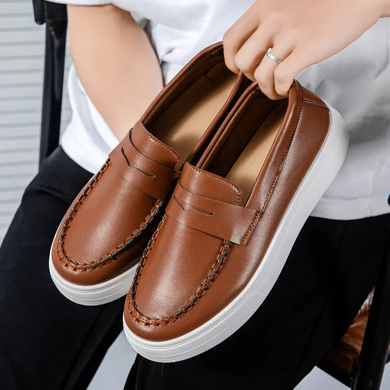 Men's British style casual leather shoes with round toe design in white, black and white, and khaki colour options